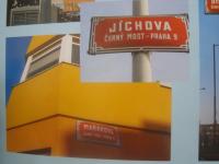 Ulice Maňákova na Černém mostě v Praze