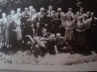 Vězni ze Svatobořic s kapitánem Iljuchinem