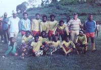 Hruška - Komorské ostrovy - místní fotbalový tým