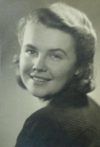 Libuše Chourová-Šimková těsně před zatčením v roce 1942