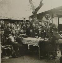 Oslava ukončení kurzu finanční stráže - Mukačevo - pivovar