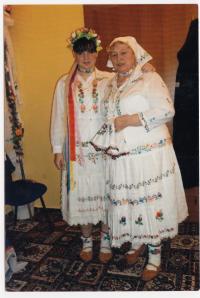 Kateřina Romaňáková vpravo