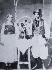 husbanad and wife Martak