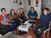 Helena Maršíková při natáčení do Příběhu našich sousedů