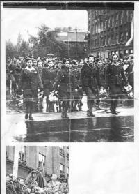 Druhá zleva Helena Mrázová