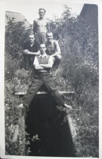 Kryt proti střepinám