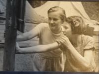 Vlasta Macková (on the left) with her sister Mirka at the camp 