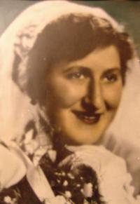 Svatební fotografie manželky