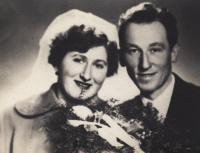 Marie a Miloslav Růžičkovi - svatba - 1955