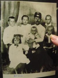 Otec Emilie Hoškové