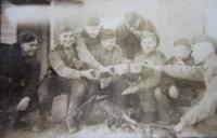 Vojáci 1. čs. armádního sboru v SSSR na výcviku v pilotní škole v Gruzinském městě Telavi