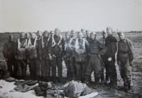 Vojáci 1. čs. armádního sboru v SSSR na výcviku v pilotní škole v Gruzinském městě Telavi