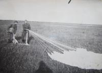 Vojáci 1. čs. armádního sboru v SSSR na výcviku v pilotní škole v Gruzinském městě Telavi