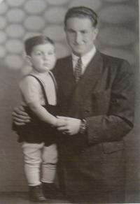 Jiří Schreiber with his father