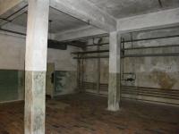 Je-li Bůh, musí mne prosit za odpuštění...nápis v bunkru v Mauthausenu 