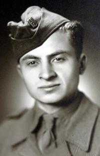 Antonín Drong během prezenční vojenské služby