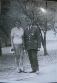 Jan Zník ze svou první manželkou Jarmilou (v 51 letech zemřela na zápal plic