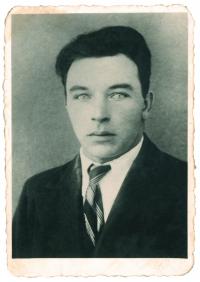 Jan Polčák z čp. 162, kterého nacisté umučili v Hošťálkové i s manželčinou sestrou Růženou Šopovou, která byla u rodiny pouze na návštěvě. Jako bezdětná nebyla v Polance propuštěna.