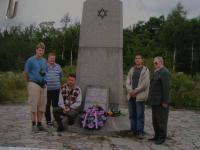 U pomníku holocaustu