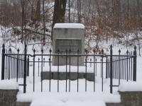 Památník dvou sovětských vojáků kteří zemřeli při práci v nýznerovském zajateckém táboře- únor 2011