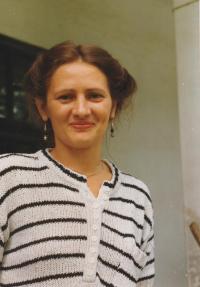 Róza Hodosán, 1989, Perőcsény