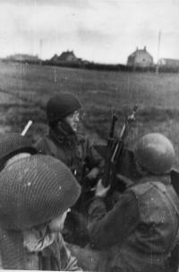 Při útoku na Dunkerque  5. listopadu 1944