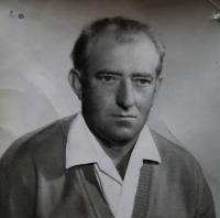 Portrétní fotografie pamětničina manžela Františka; Blatnice; cca 1980
