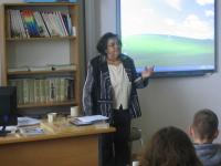 Emilie Machálková tells her story to the students of ZŠ Jarošova in Brno (2010)