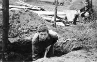 Počátky,červenec 1965, povinná studentská brigáda na vysoké škole