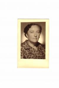 Paní Alžběta Hlavatá-maminka