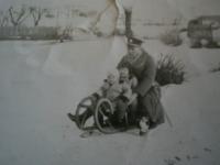 S  otcem a sestrou, 1937