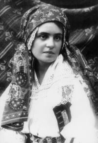 Božena Malypetrová v roce 1923