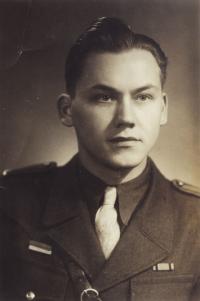Pavel Jacko v roce 1946