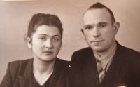 Strýc Vladimír, který prošel gulagem u Vorkuty se svou ženou Varvarou v Nikolajevu v roce 1957
