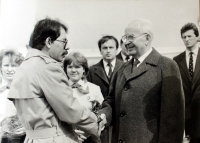 Ladislav Kubizňák as a Foreign Ministry protocol officer during a meeting with Nicaraguan president Daniel Ortega and Gustáv Husák