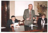 Jiří Franěk na rusistické konferenci (Praha, 2004)