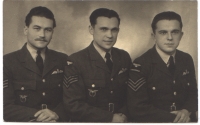 Alois Šiška (in the  middle)