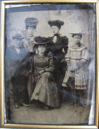 Grandmother Emilie Havlova (right) with aunts