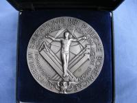 Medaile Ministerstva školství, mládeže a tělovýchovy 1 stupně, kterou obdržel pamětník