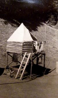 Stan oddílového vedoucího Harryho - Oty Gavendy na táboře Bikini 1946