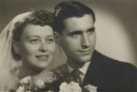 Svatební fotografie manželů Miltnerových, rok 1956