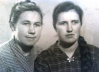 Nadia Ratuszna and Olga Krywenka