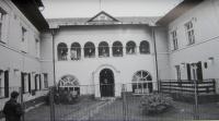 Dětský domov v Sobotíně, kde v padesátých letech bydlel také Nikoalos Liontu