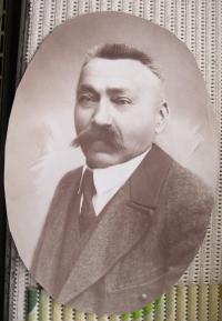 Dědeček Josef Ronge, svatební fotografie (1871 - 1946)