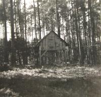 Místo u Kamýku nad Vltavou, kde přespávali muži ze skupiny Chalk a kde byli zatčeni gestapem