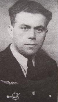 František Dostál, pilot v RAF, který zahynul 24. dubna 1943