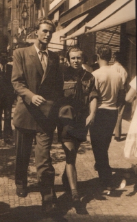Ofka (right) with Luděk Kratochvíl, the end of the 1940s
