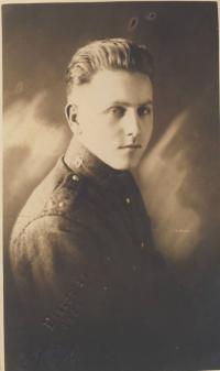 Otec Jakub Mikoláš na vojně