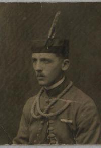 Josef Rosenfelder v sokolské uniformě