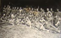 Na výcviku v Černovicích, 1944